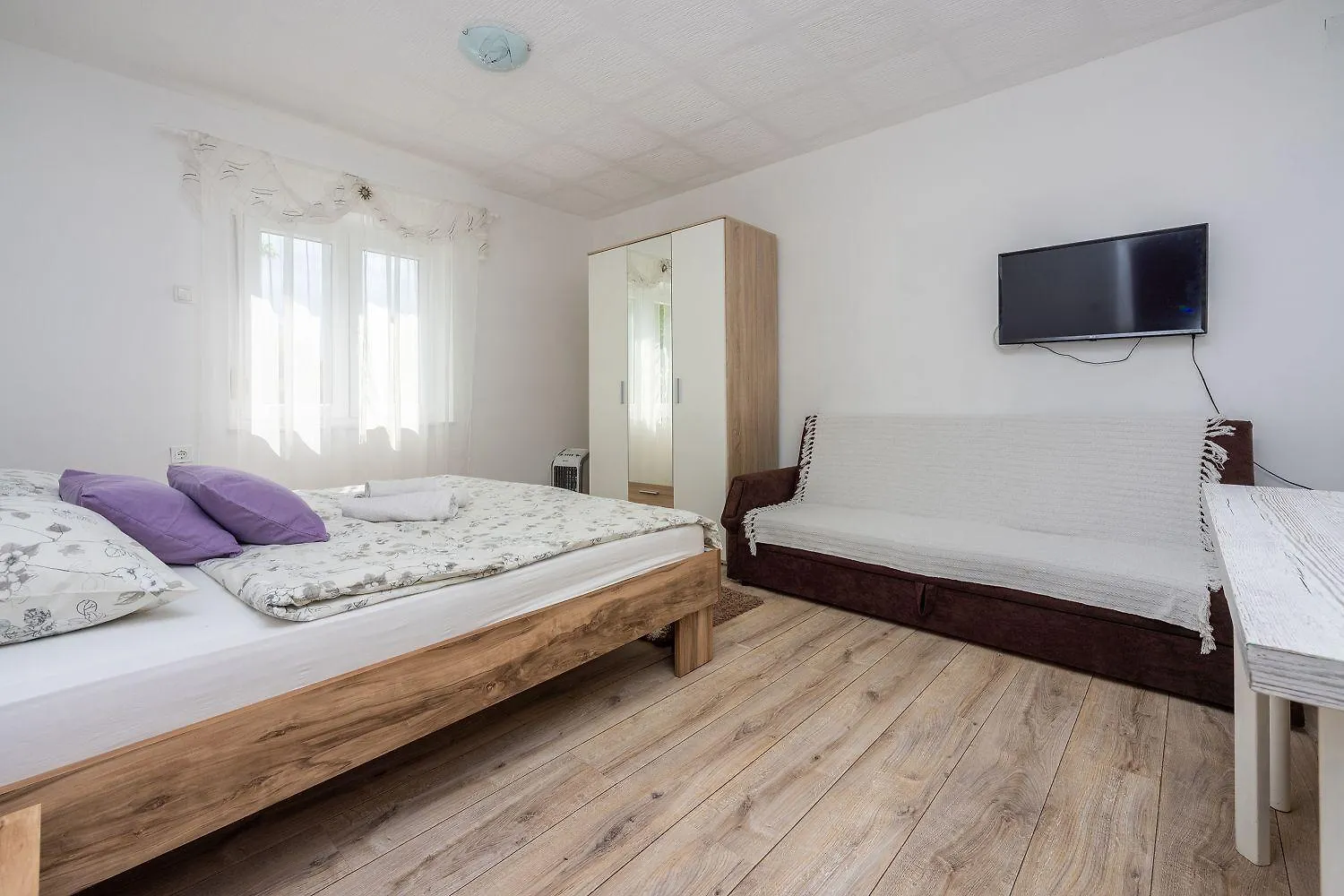 Preiswertes Studio-Apartment Mit Privatem Grill, Privatparkplatz Unweit Vom Meer Grizane-Belgrad 0*,