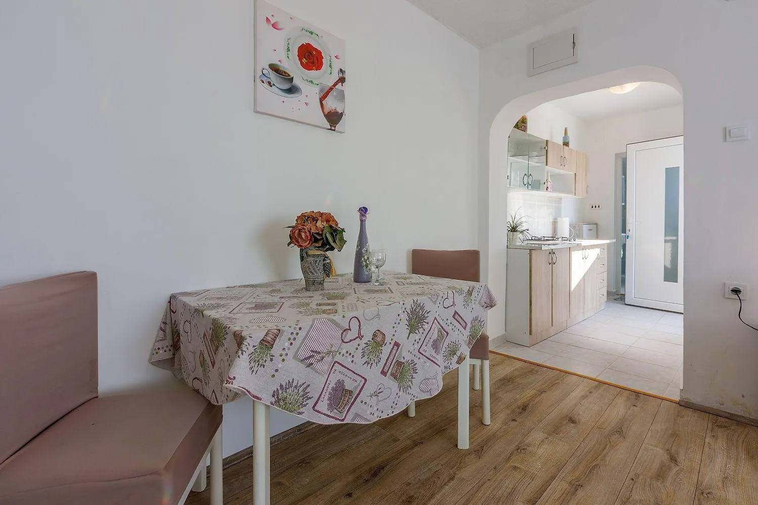 Preiswertes Studio-Apartment Mit Privatem Grill, Privatparkplatz Unweit Vom Meer Grizane-Belgrad Apartment