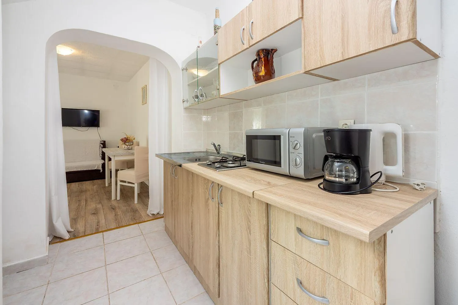 Preiswertes Studio-Apartment Mit Privatem Grill, Privatparkplatz Unweit Vom Meer Grizane-Belgrad