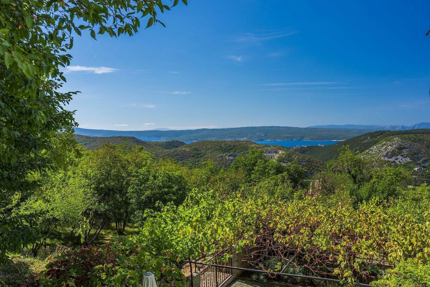 Preiswertes Studio-Apartment Mit Privatem Grill, Privatparkplatz Unweit Vom Meer Grizane-Belgrad 0*,